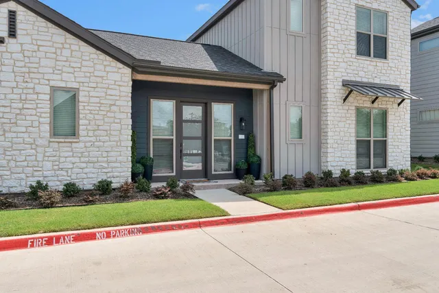 $2,545 | 1513 B Forward Drive, Little Elm, TX 75068