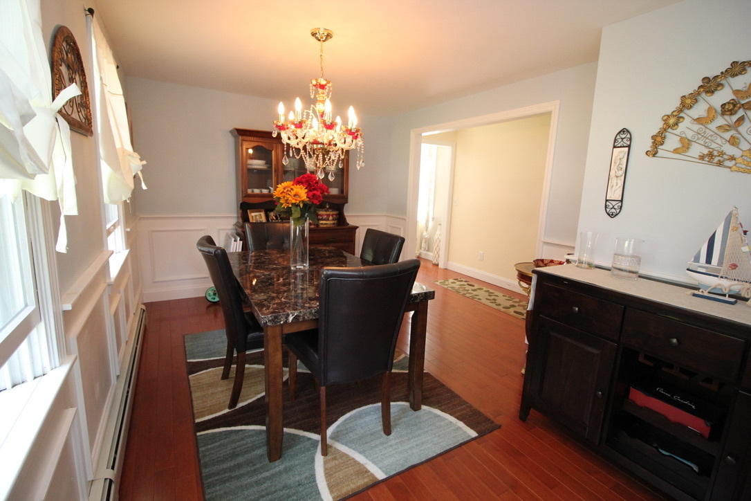 10 Lan Road Sandwich, MA 02563 - Photo 9 of 35 normal dining room