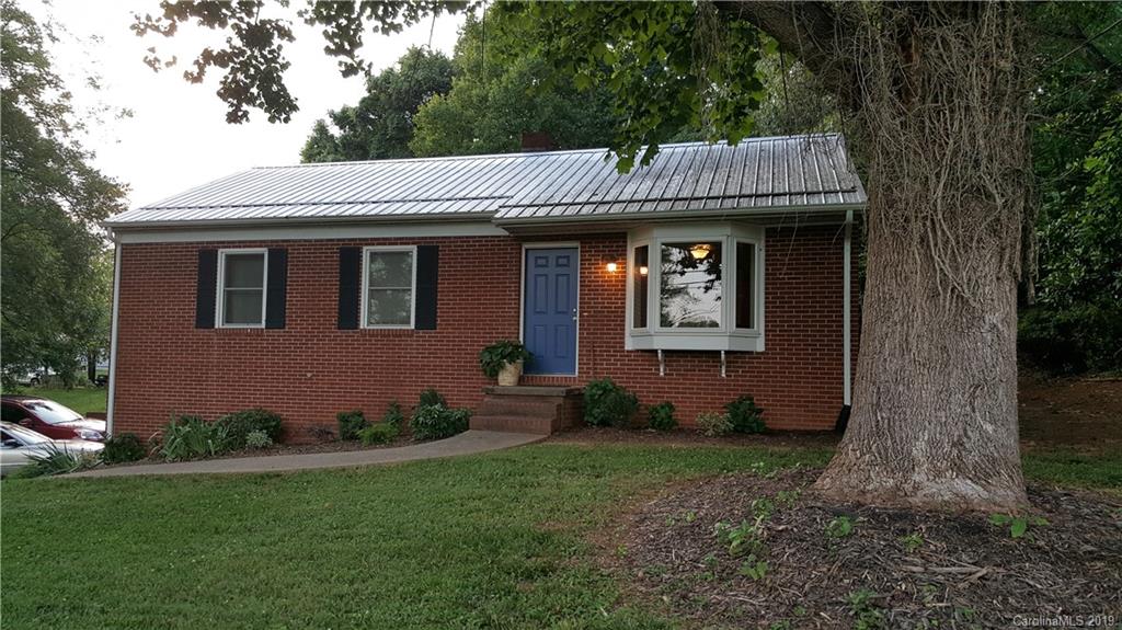 1586 Propst Road Morganton, NC 28655 - Photo 1 of 21 Gallery Image 1