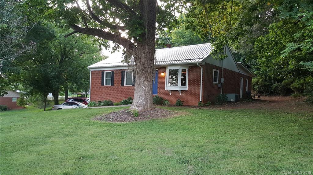 1586 Propst Road Morganton, NC 28655 - Photo 12 of 21 Gallery Image 12