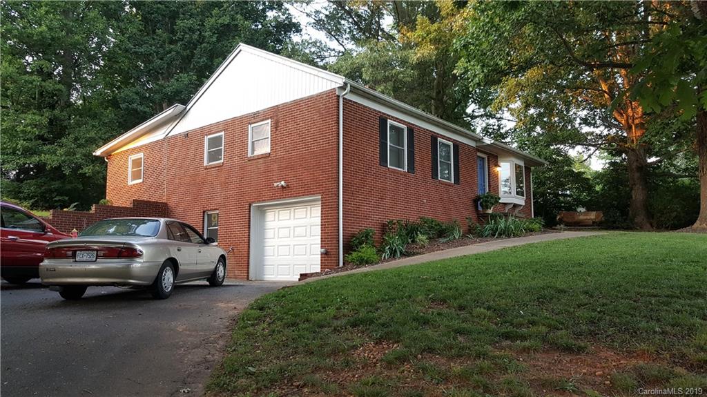1586 Propst Road Morganton, NC 28655 - Photo 7 of 21 Gallery Image 7
