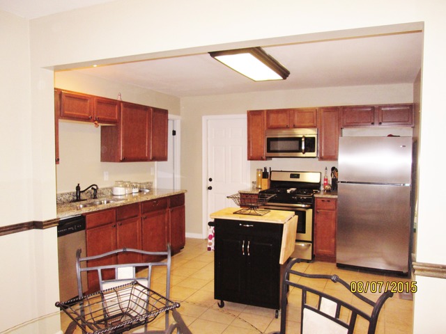 159 Thornhurst Road Bolingbrook, IL 60440 - Photo 4 of 23