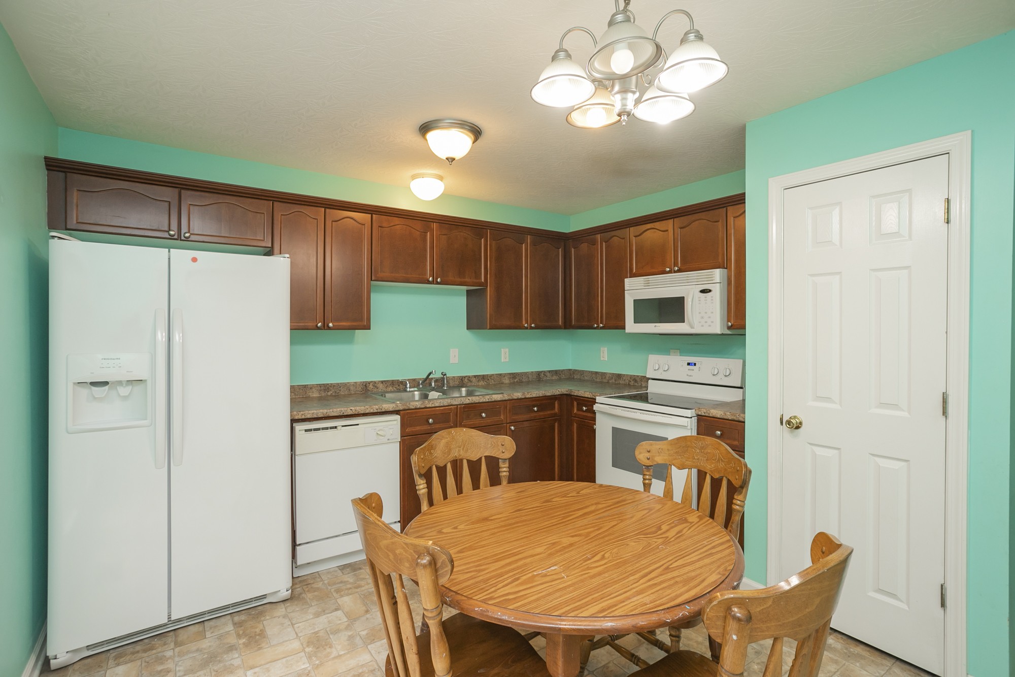 1005 Red Oak Road Charlotte, TN 37036 - Photo 14 of 34 Gallery Image 14