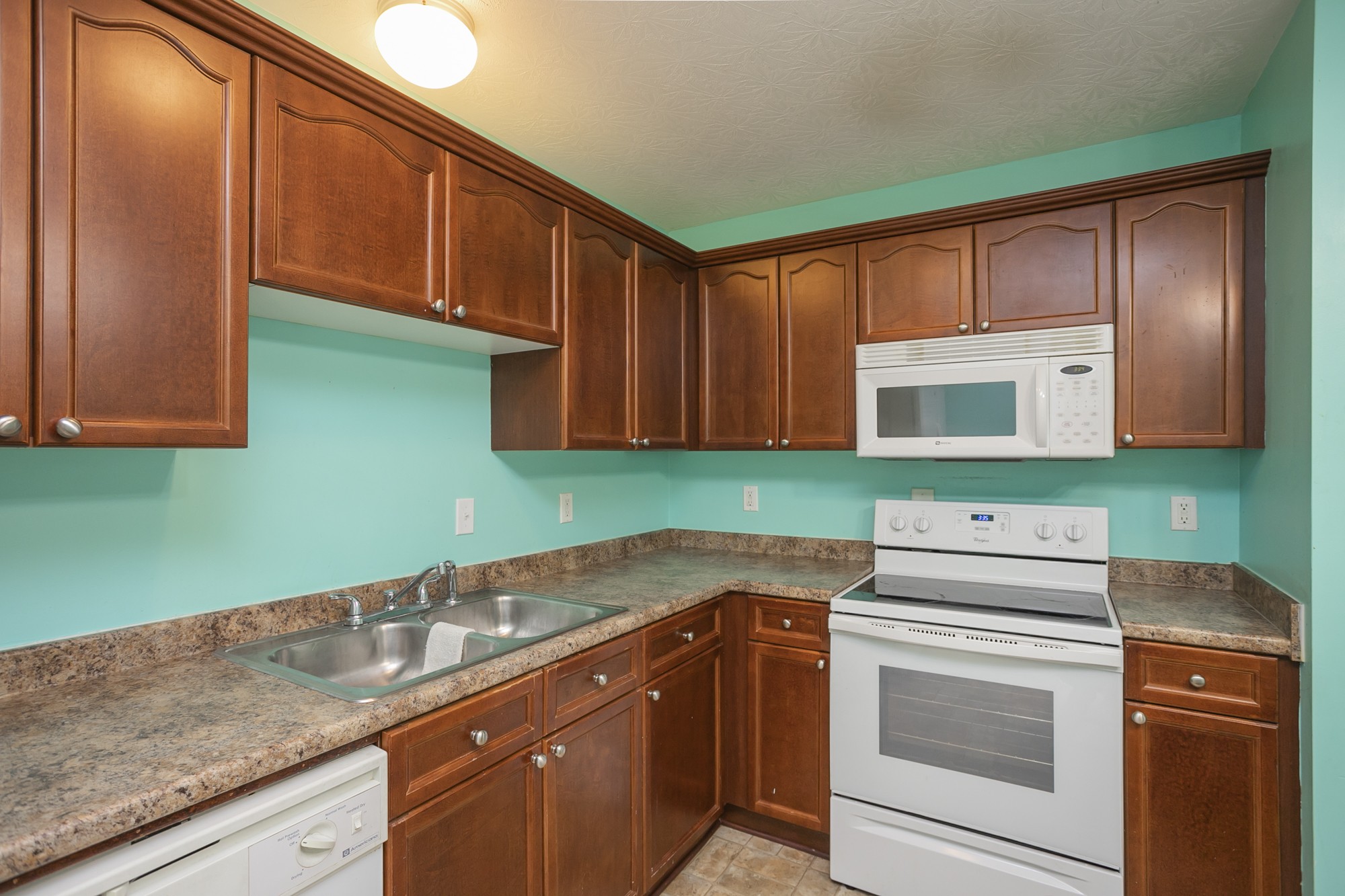 1005 Red Oak Road Charlotte, TN 37036 - Photo 15 of 34 Gallery Image 15