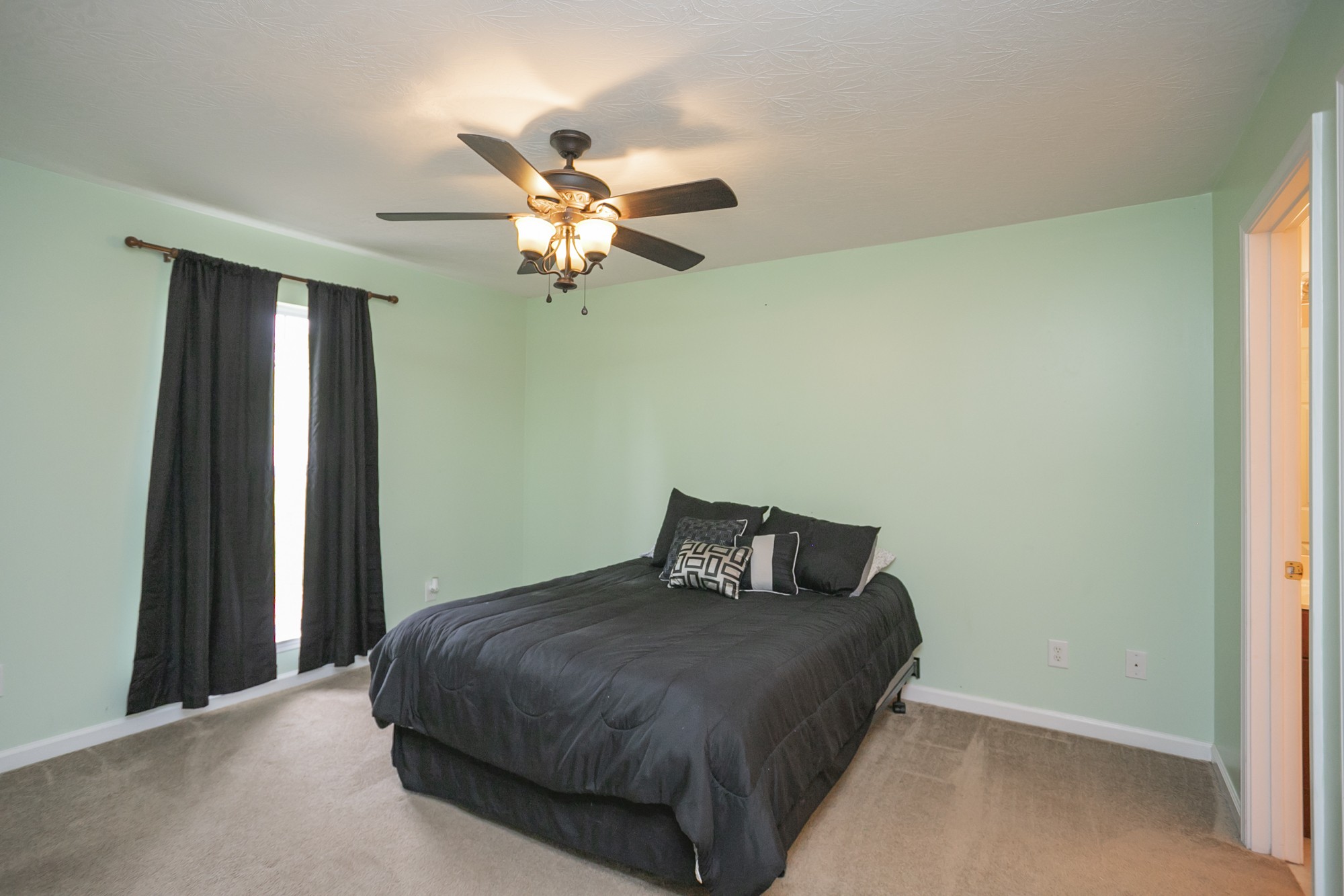 1005 Red Oak Road Charlotte, TN 37036 - Photo 17 of 34 Gallery Image 17