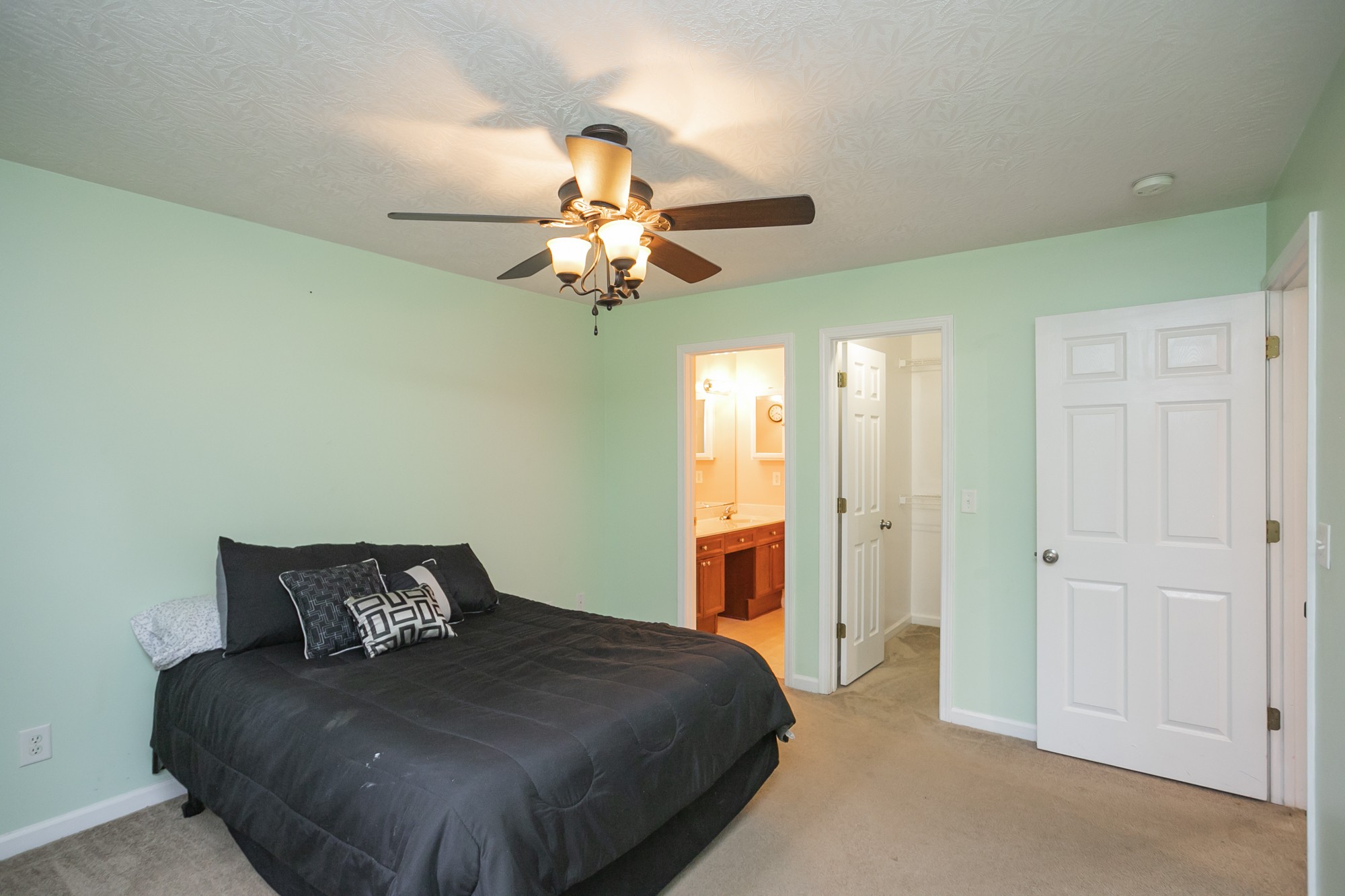1005 Red Oak Road Charlotte, TN 37036 - Photo 19 of 34 Gallery Image 19