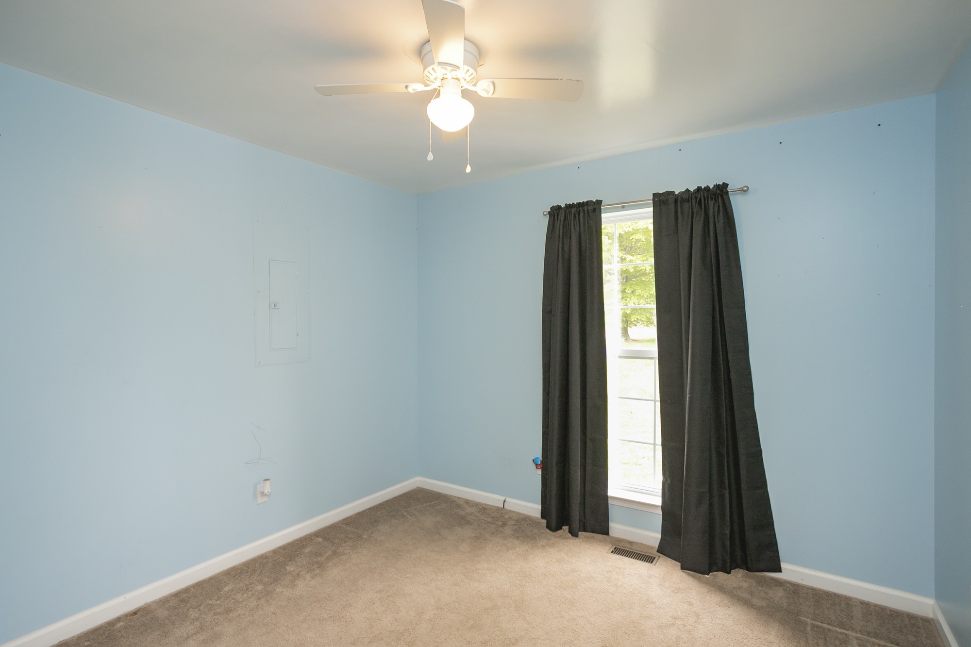 1005 Red Oak Road Charlotte, TN 37036 - Photo 24 of 34 Gallery Image 24