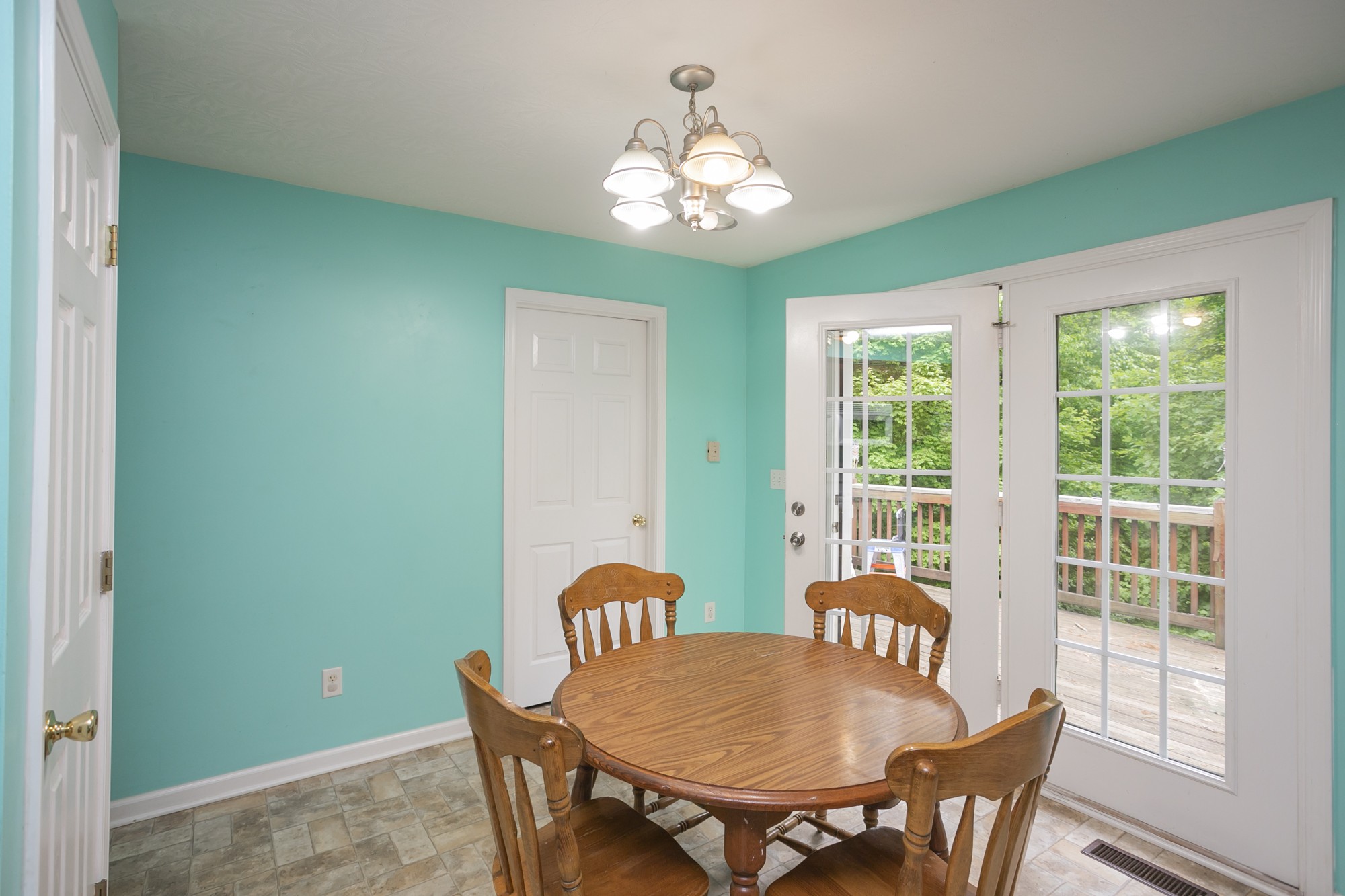 1005 Red Oak Road Charlotte, TN 37036 - Photo 31 of 34 Gallery Image 31