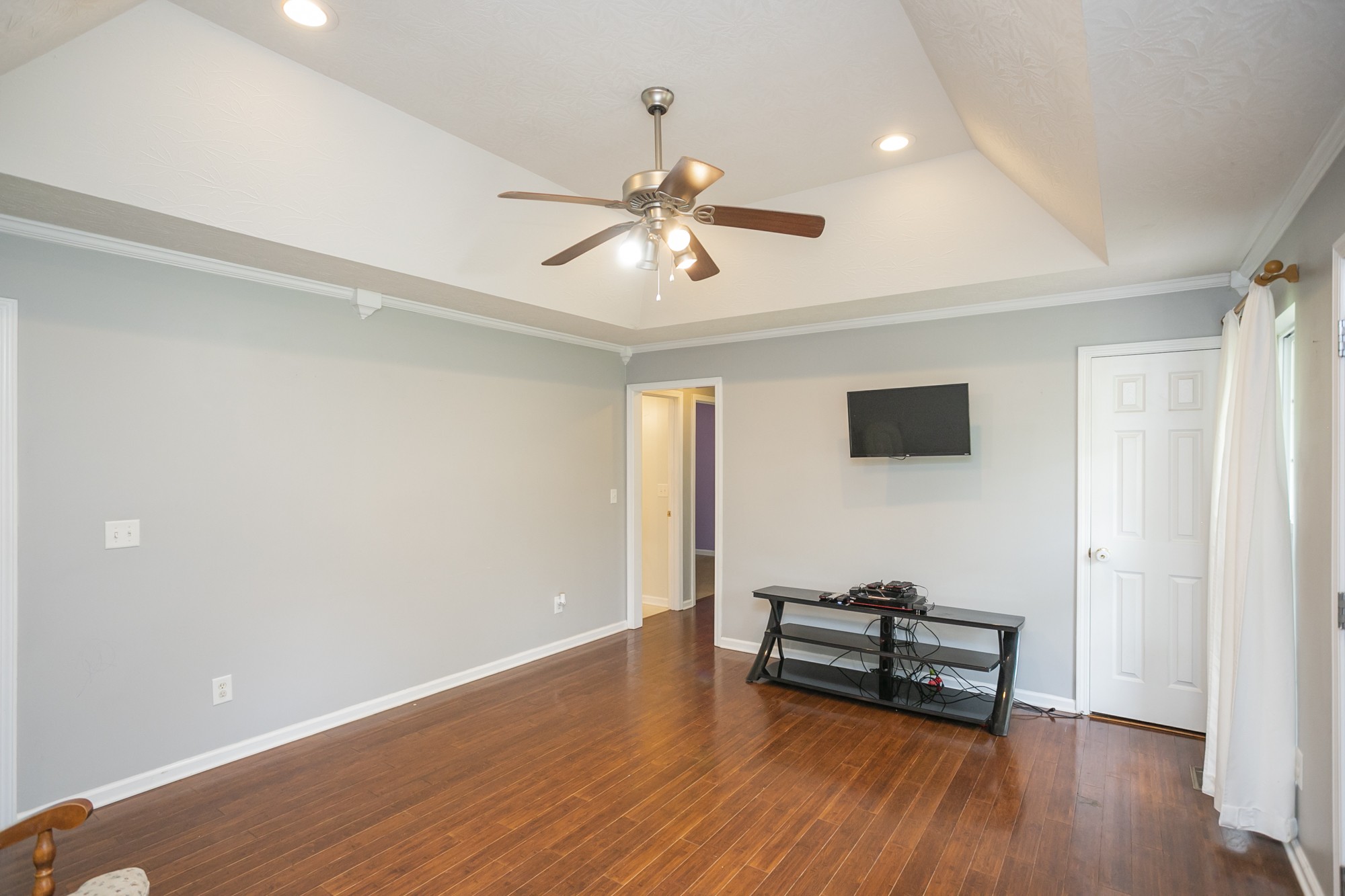 1005 Red Oak Road Charlotte, TN 37036 - Photo 8 of 34 Gallery Image 8
