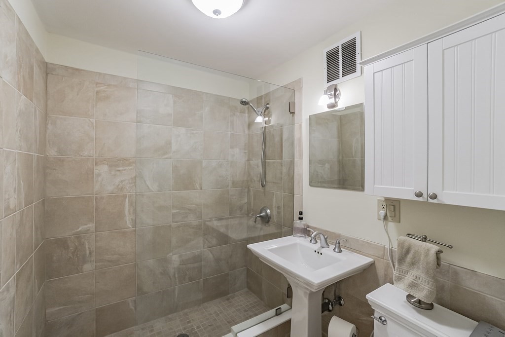 11 Garrison Road, Unit 1 Brookline, MA 02445 - Photo 12 of 22