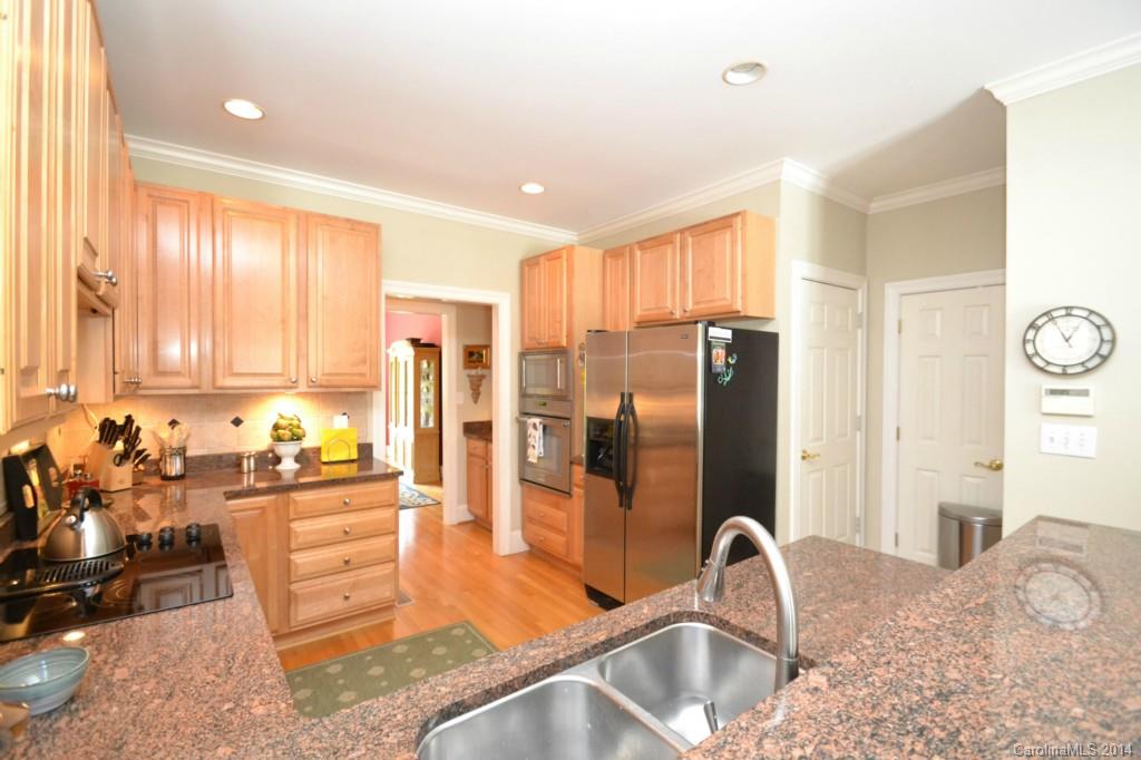 5228 Colony Road Charlotte, NC 28226 - Photo 7 of 19 Gallery Image 7