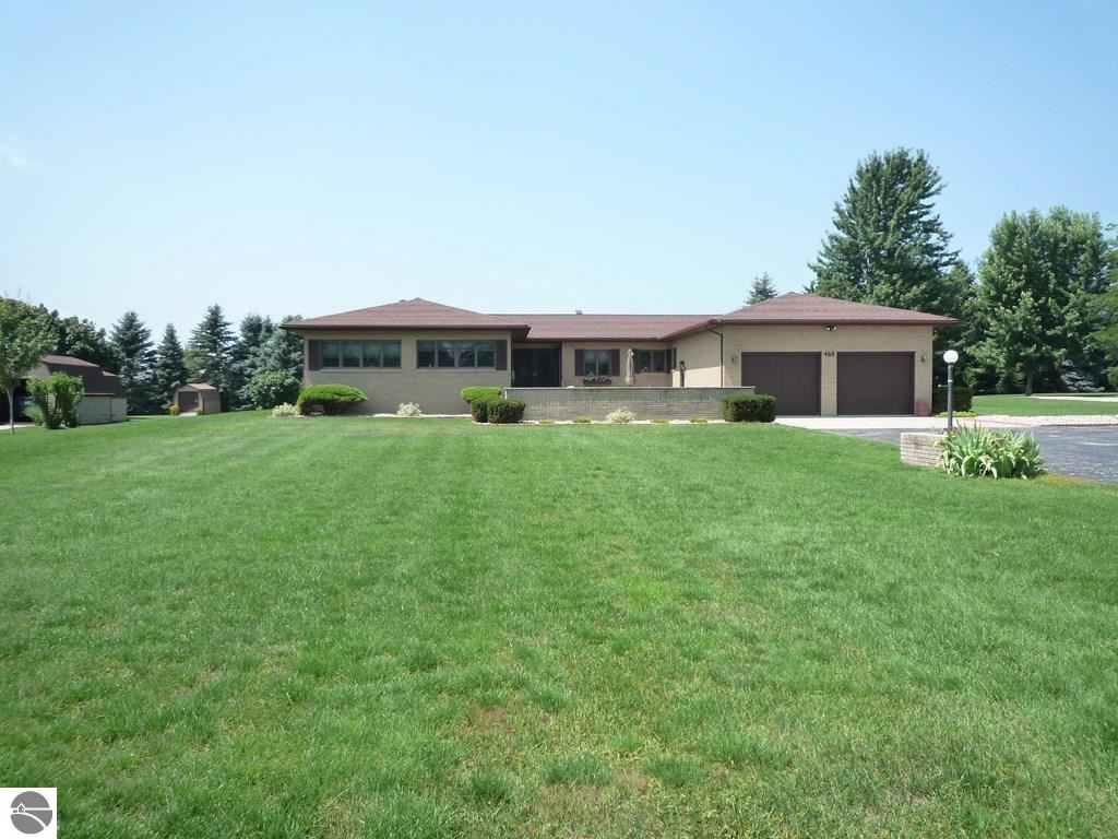 465 North Luce Road Alma, MI 48801 - Photo 1 of 26 1788694.JPG