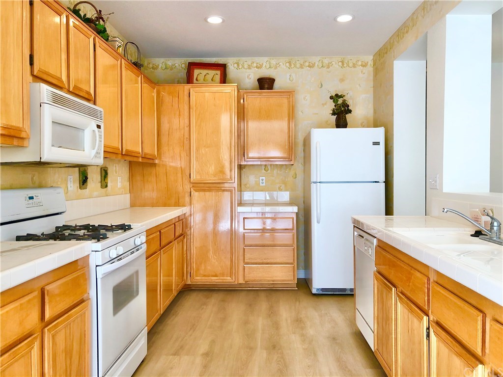 24 Iowa Irvine, CA 92606 - Photo 8 of 22