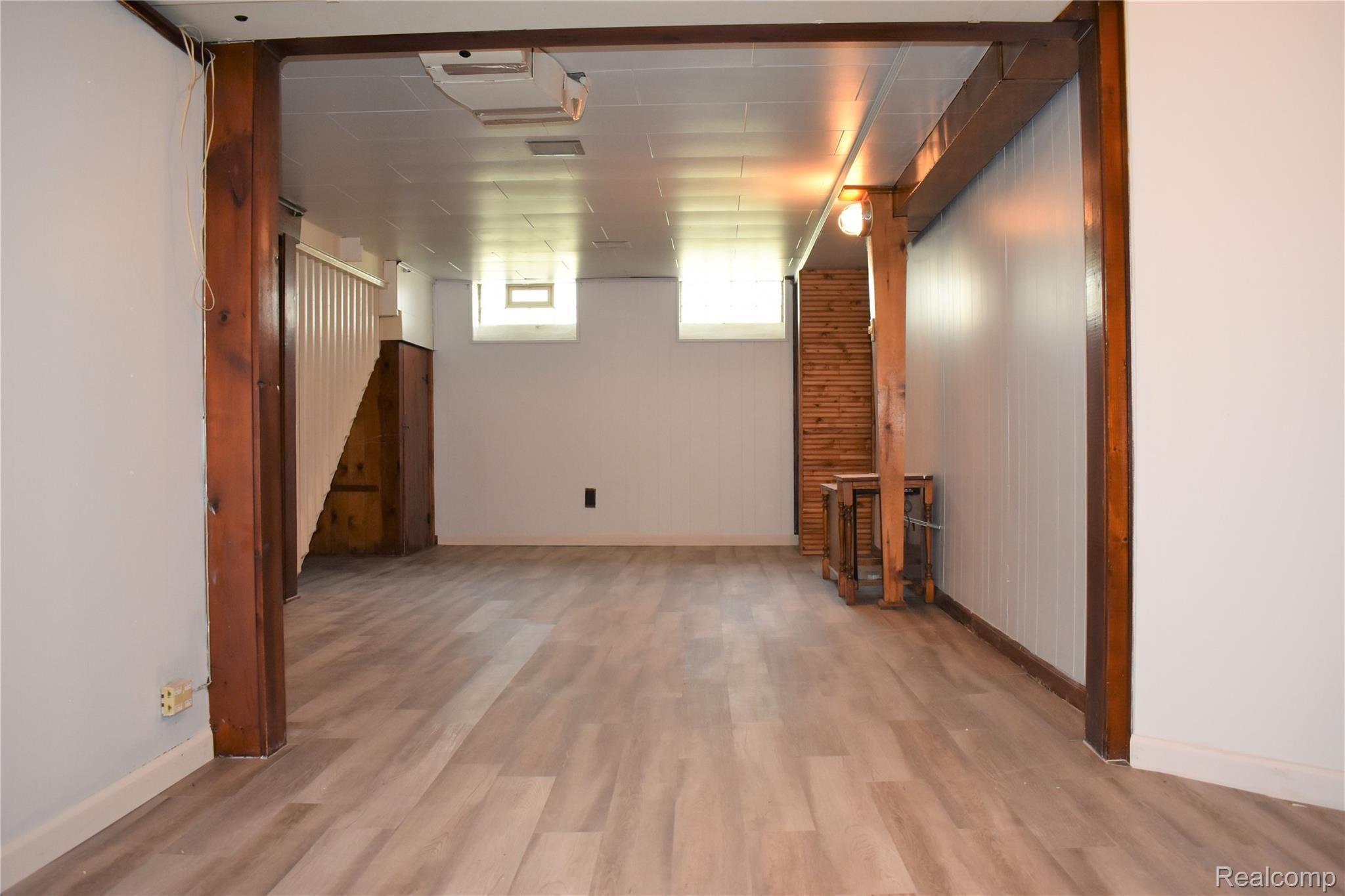 1787 Croft Road Birmingham, MI 48009 - Photo 17 of 18 DSC_0582 (2).JPG