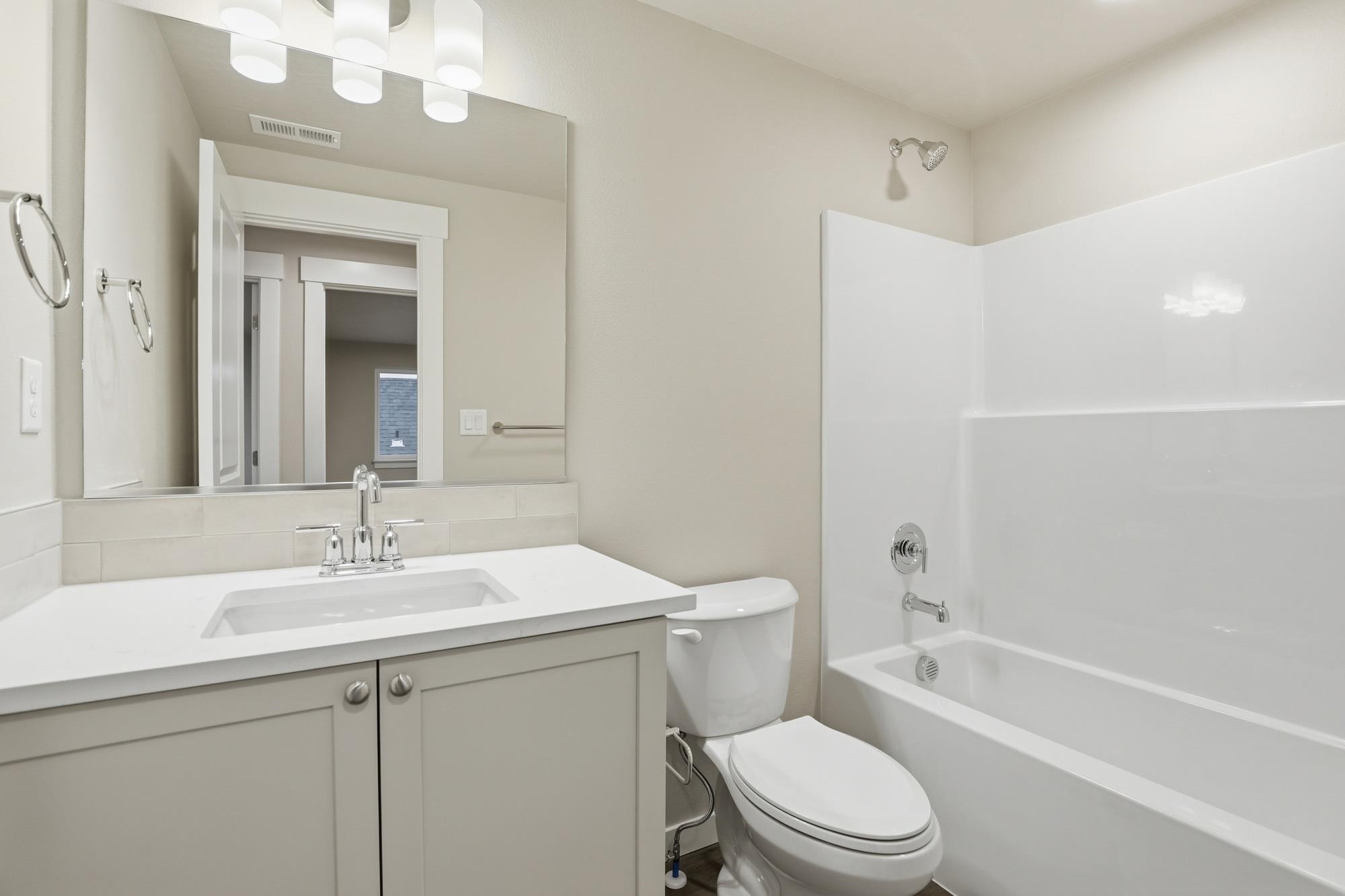 414 North Viewmont Road Greenacres, WA 99016 - Photo 11 of 12