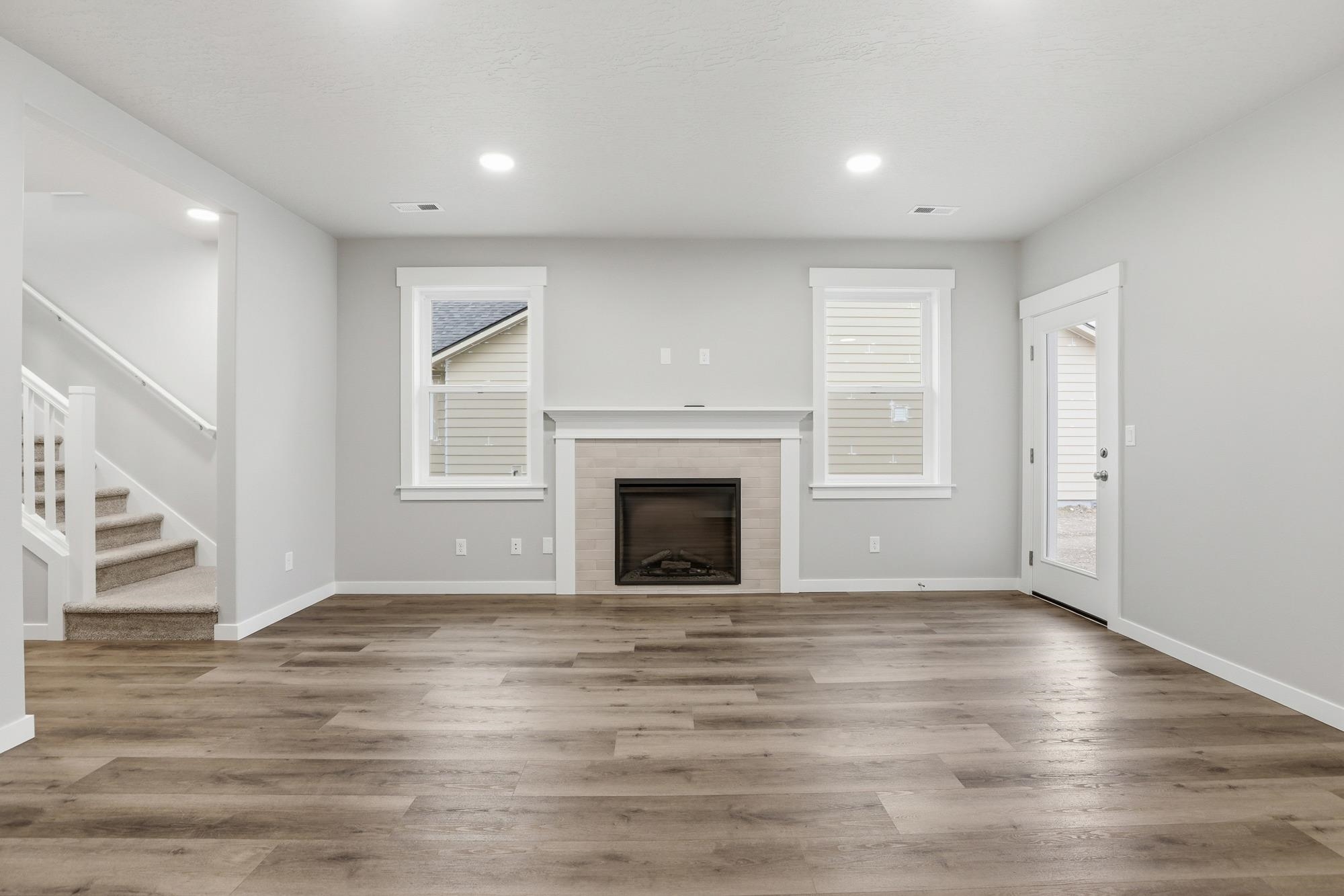 414 North Viewmont Road Greenacres, WA 99016 - Photo 4 of 12