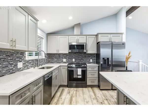 $1,319,000 | 29201 Southeast Hillyard Drive, Boring, OR 97009