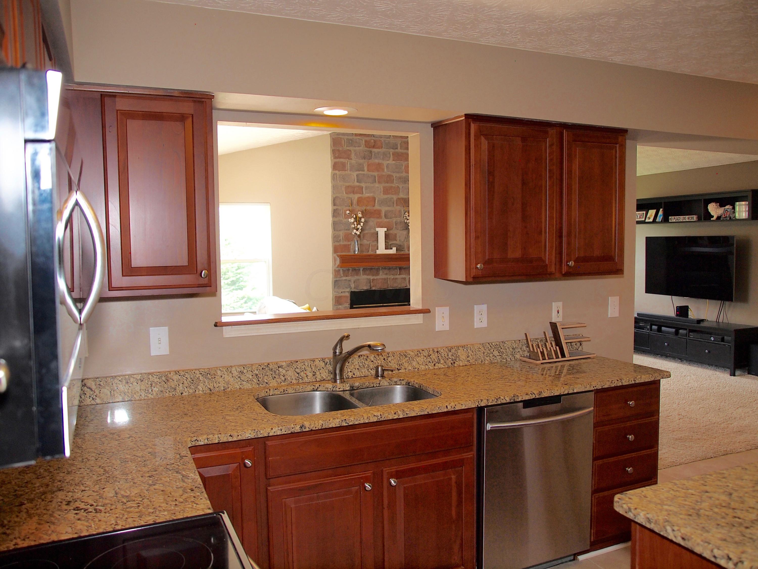 2179 Reeves Avenue Lewis Center, OH 43035 - Photo 8 of 33 Gallery Image 8