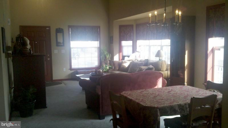 614 Chatham Way Lititz, PA 17543 - Photo 3 of 6