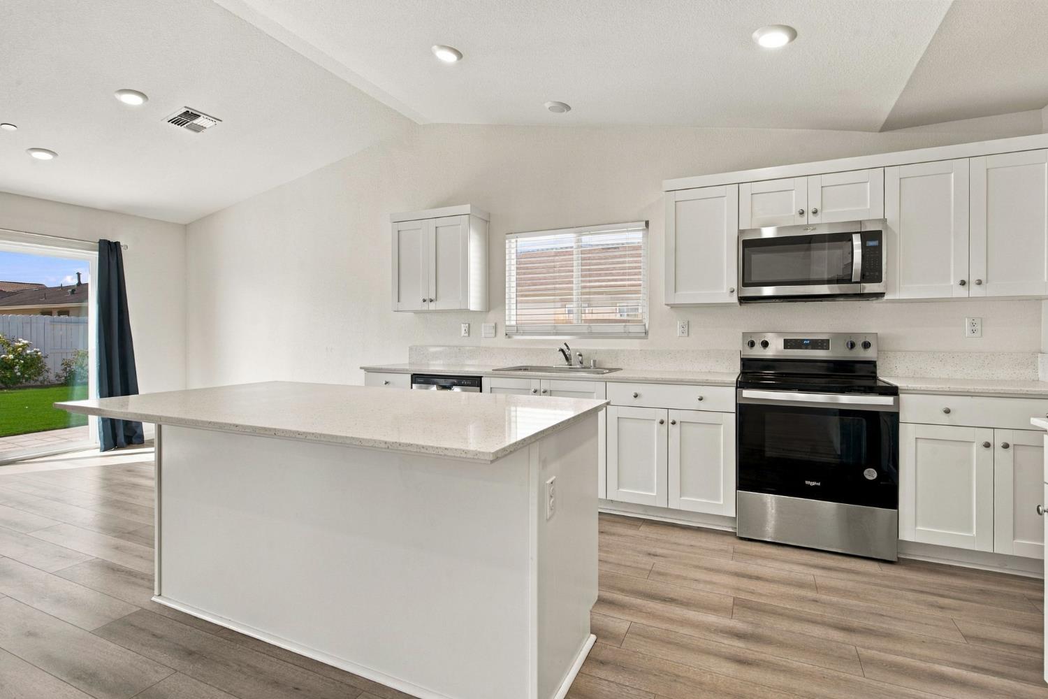 2448 Riparia Street Manteca, CA 95337 - Photo 19 of 60 Gallery Image 19