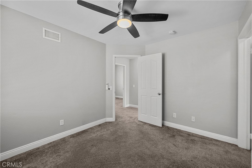 28328 Foothill Road Castaic, CA 91384 - Photo 27 of 38