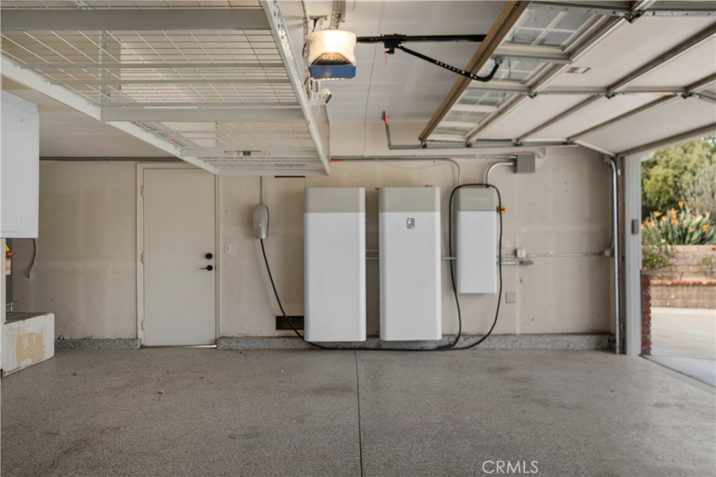 28328 Foothill Road Castaic, CA 91384 - Photo 34 of 38