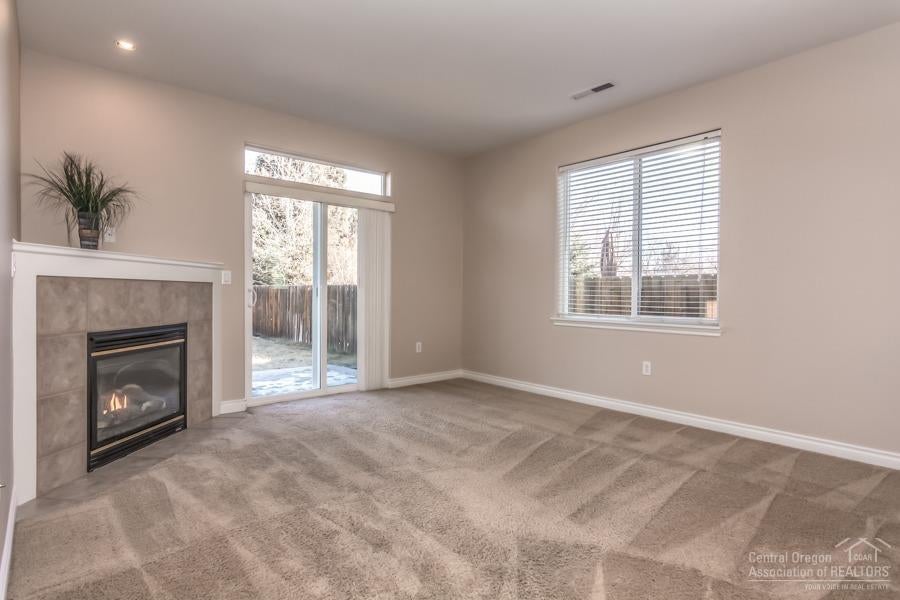 3072 Yellow Ribbon Drive Bend, OR 97701 - Photo 8 of 25 Additional Photo