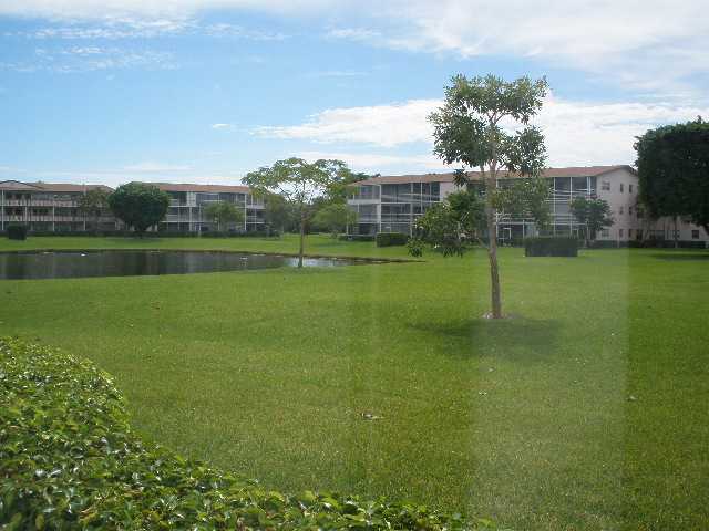 14 Brighton A, Unit 14 Boca Raton, FL 33434 - Photo 4 of 12 Additional Photo