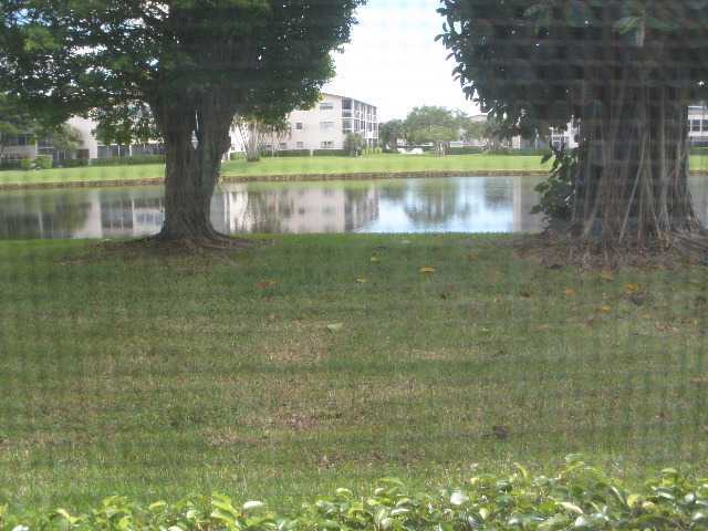 14 Brighton A, Unit 14 Boca Raton, FL 33434 - Photo 10 of 12 Additional Photo