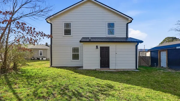 $315,000 | 828 Henderson Avenue, Rossville, GA 30741