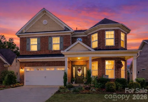 $578,900 | 318 Willow Tree Drive, Rock Hill, SC 29732