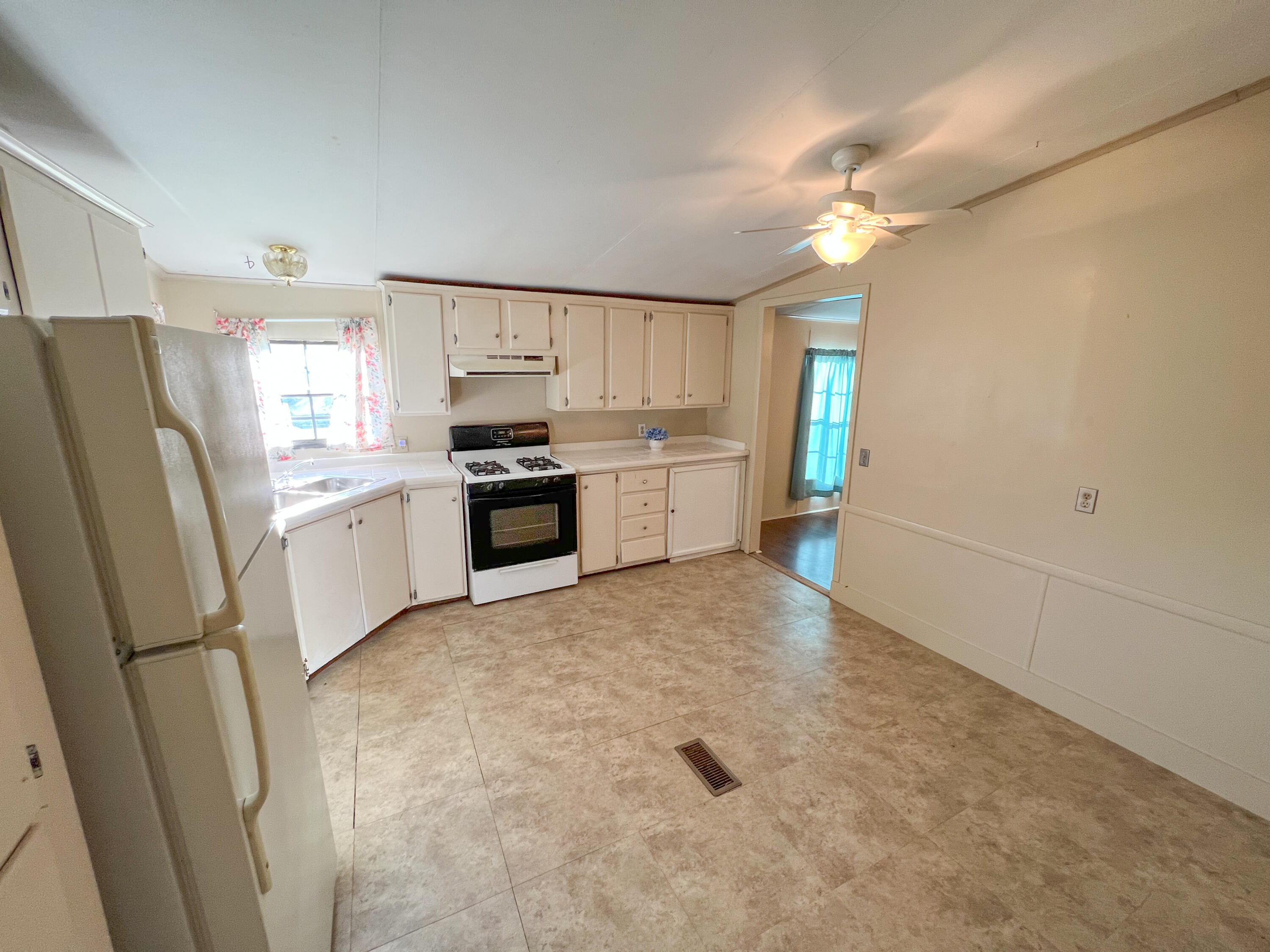 396 Hazel Fork Road Gray, KY 40734 - Photo 55 of 70 24E728C9-3937-49E0-B401-507AC4C268CF