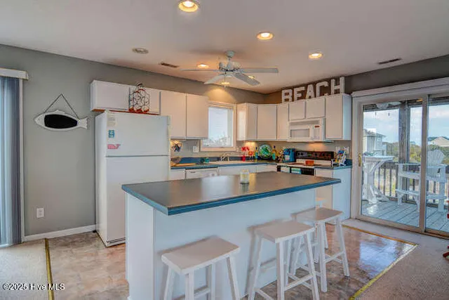 $2,500 | 204 North Anderson Boulevard, Topsail Beach, NC 28445