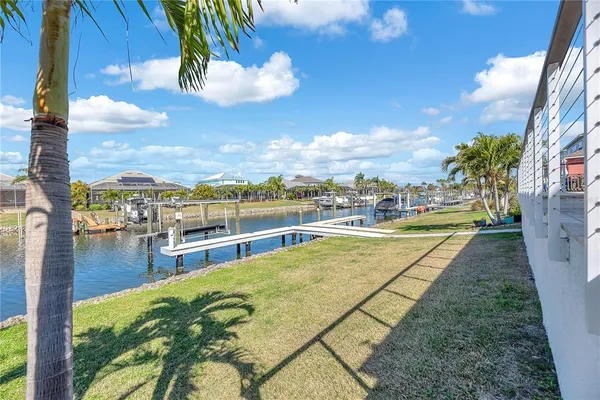 $5,995 | 5305 Wishing Arch Drive, Apollo Beach, FL 33572