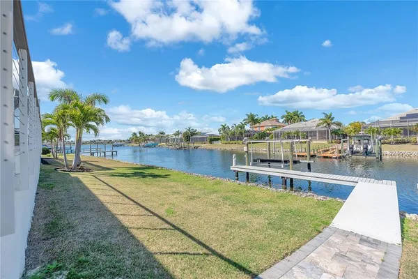 $5,995 | 5305 Wishing Arch Drive, Apollo Beach, FL 33572