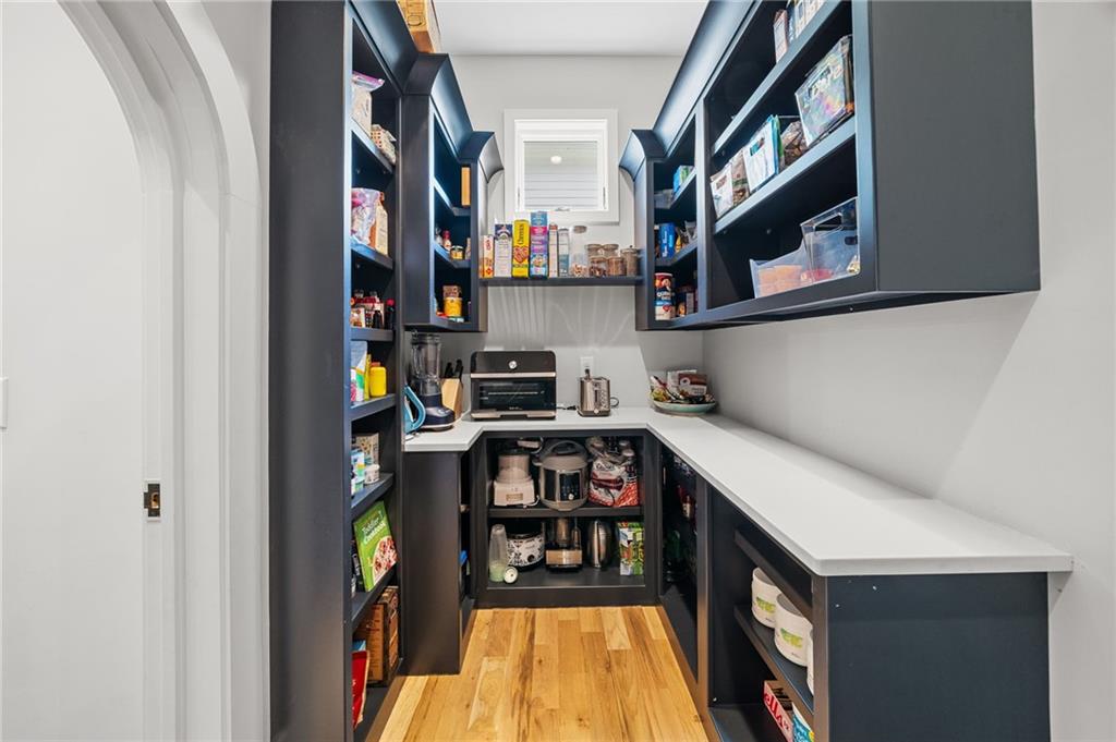 1381 Wessyngton Road Northeast Atlanta, GA 30306 - Photo 17 of 65