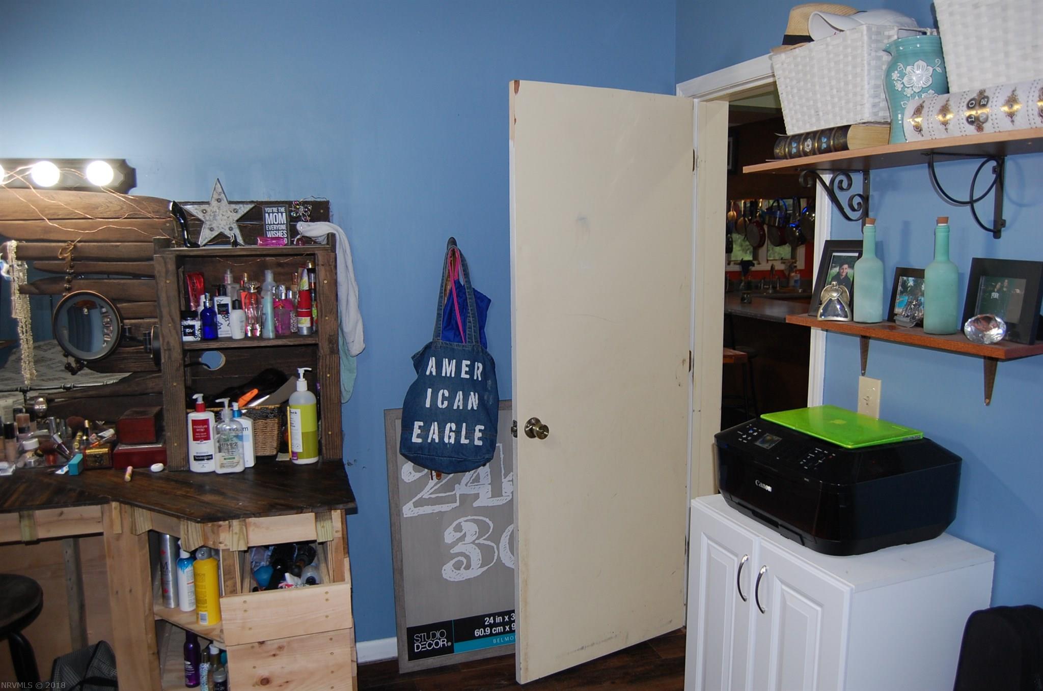 1254 Sweeny Road Blacksburg, VA 24060 - Photo 21 of 30 Gallery Image 21