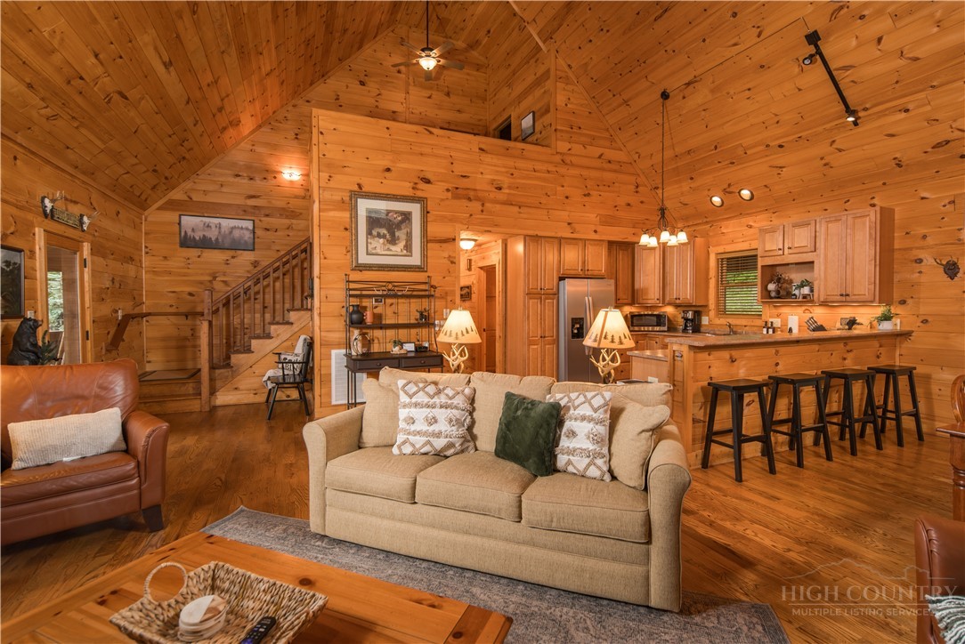 359 Running Deer Trail Boone, NC 28607 - Photo 10 of 35 Gallery Image 10