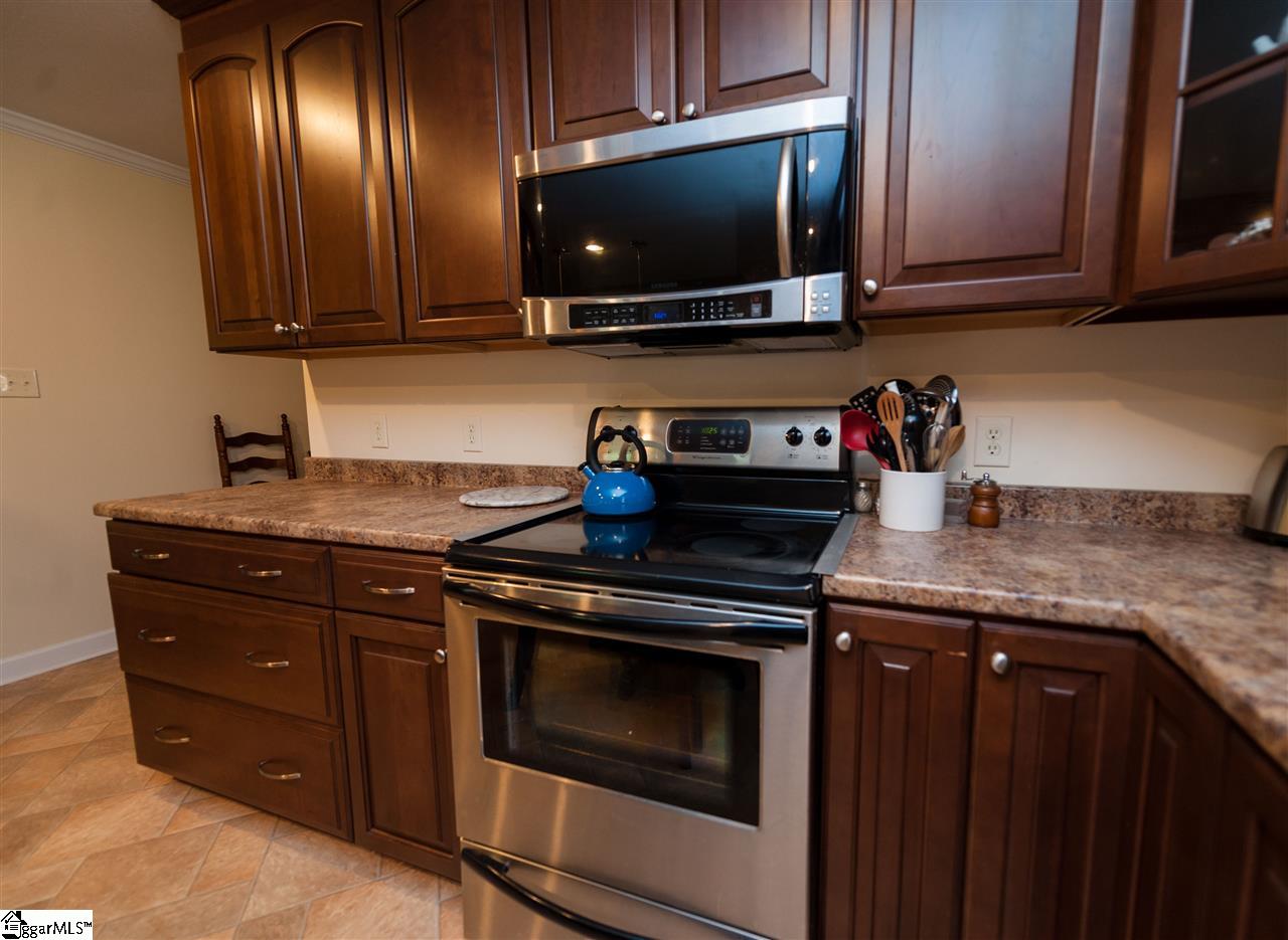 200 State Rd S-42-4294 Duncan, SC 29334 - Photo 12 of 36 Gallery Image 12