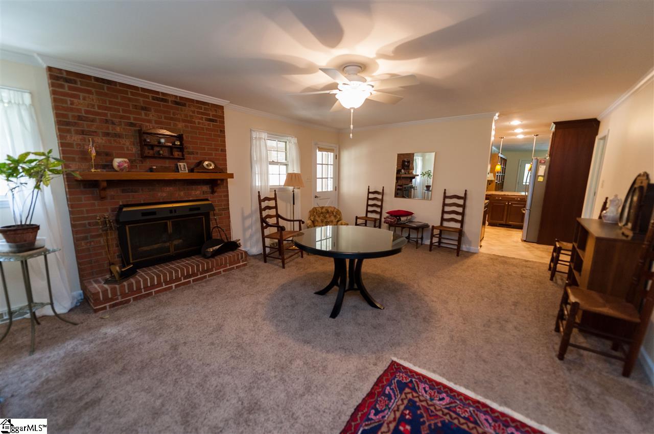 200 State Rd S-42-4294 Duncan, SC 29334 - Photo 16 of 36 Gallery Image 16