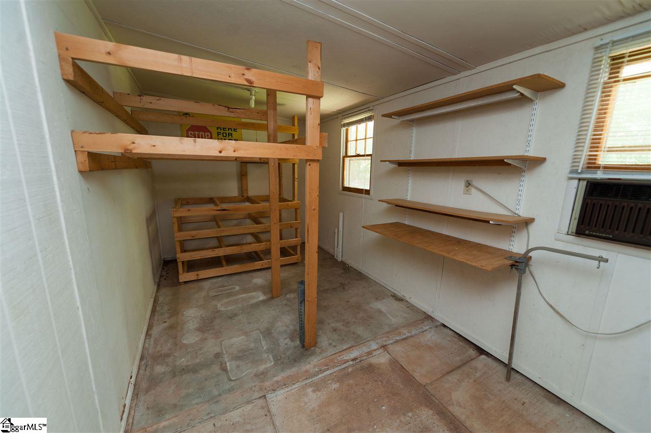 200 State Rd S-42-4294 Duncan, SC 29334 - Photo 28 of 36 Gallery Image 28