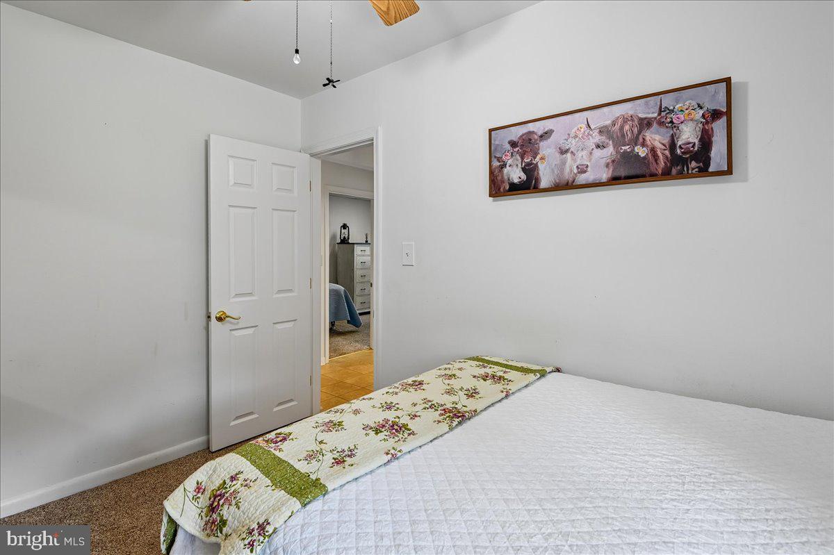 1731 Tacoma Road Edgewater, MD 21037 - Photo 38 of 59 Cozy retreat with charming decor.