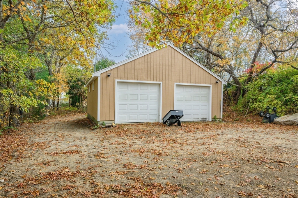 9 22nd Street Wareham, MA 02558 - Photo 2 of 31