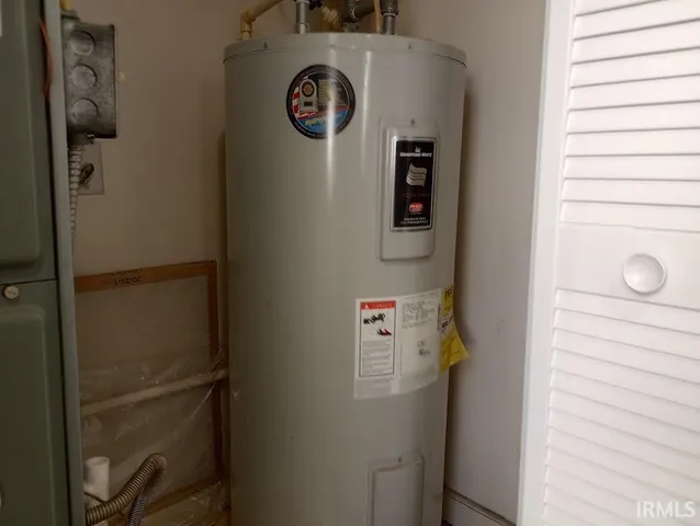 $84,900 | 337 South 13th Street, Vincennes, IN 47591