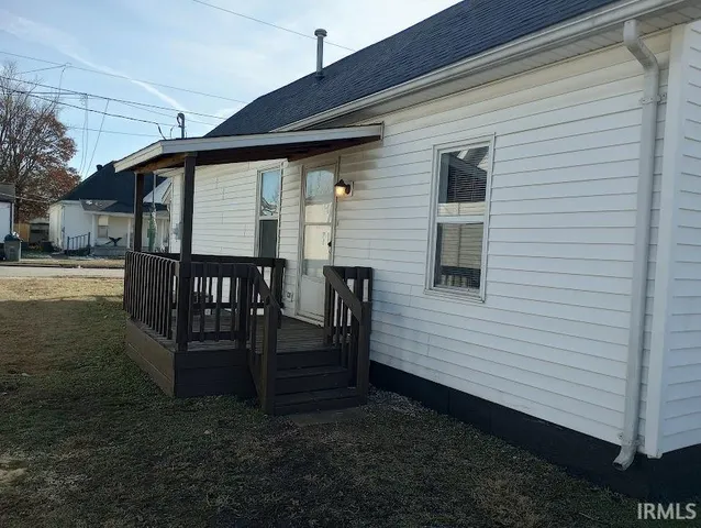 $84,900 | 337 South 13th Street, Vincennes, IN 47591