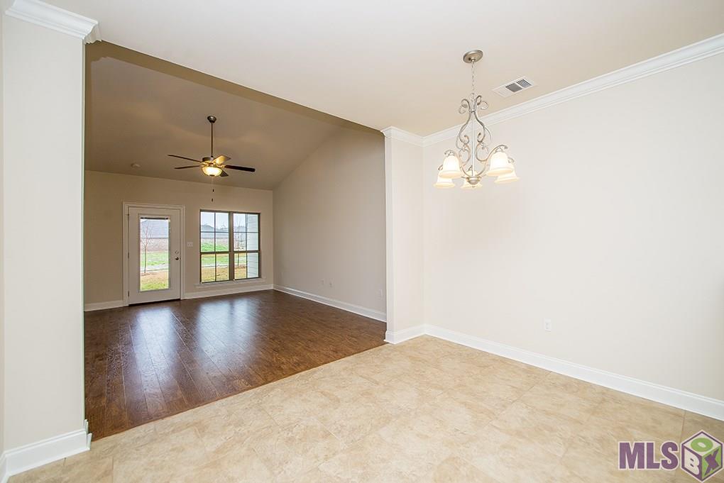11451 Cottagecreek Road, Unit 5B A Baton Rouge, LA 70816 - Photo 13 of 50