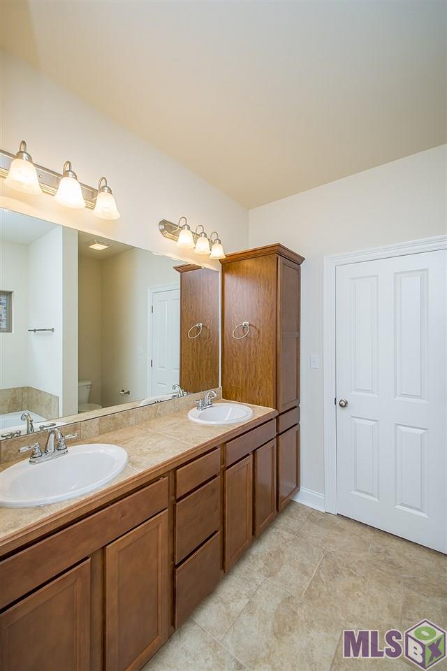 11451 Cottagecreek Road, Unit 5B A Baton Rouge, LA 70816 - Photo 25 of 50