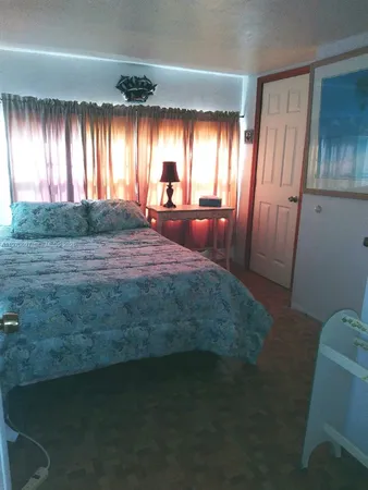 $990,000 | 261 Burgundy Drive, Tavernier, FL 33070