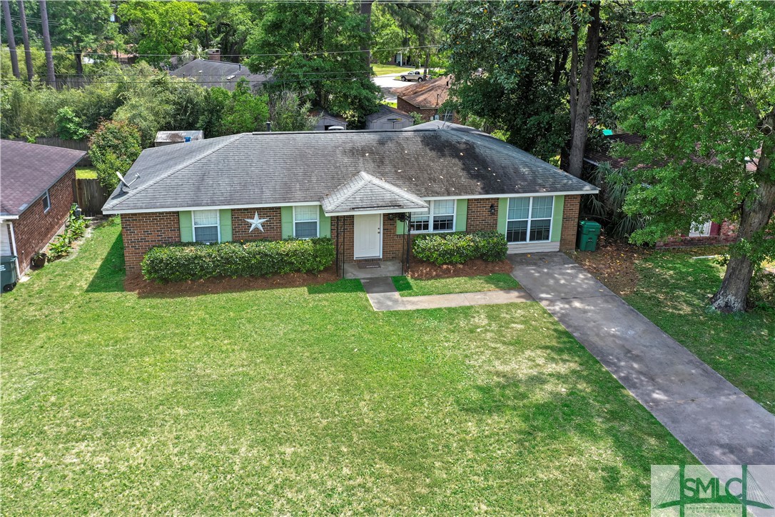 117 Wassaw Road Savannah, GA 31410 - Photo 2 of 32