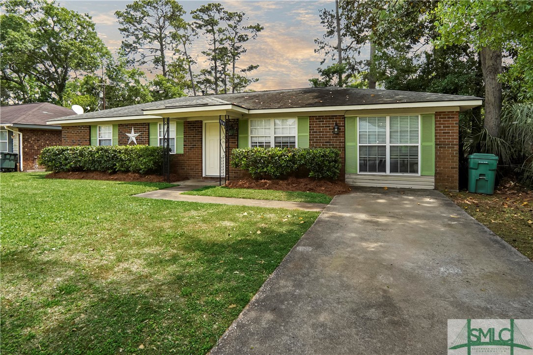 117 Wassaw Road Savannah, GA 31410 - Photo 4 of 32